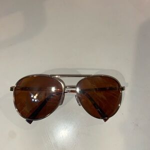 Steve Madden Brown Aviator Sunglasses
